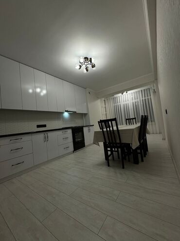 Посуточная аренда квартир: 3 комнаты, Душевая кабина, Постельное белье, Кондиционер — 7