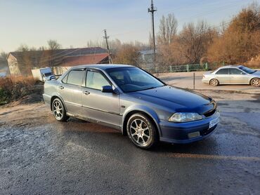 фары авто: Honda Accord: 2001 г., 2 л, Автомат, Бензин, Седан