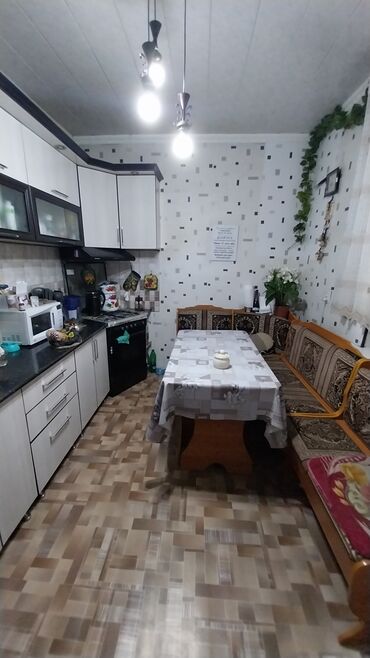дома в селе ленинское: Үй, 90 кв. м, 4 бөлмө, Риелтор, Эски ремонт