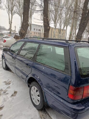 Volkswagen: Volkswagen Passat: 1995 г., 1.8 л, Механика, Бензин, Универсал