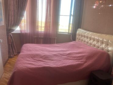 carpayi satilir: Б/у, Двуспальная кровать, С подъемным механизмом, С матрасом, С выдвижными ящиками, Азербайджан