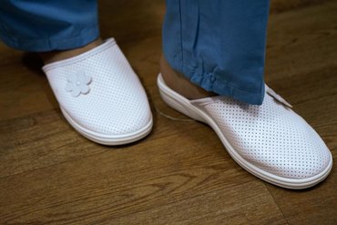 Медицинская одежда: Медицинские халаты и медицинский халат. Оптом и в розницу. В наличии и — 7