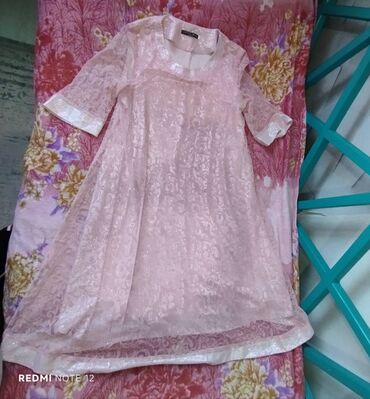 бишкекские платья: Продаю платье б/уразмер 52