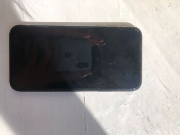 аккумулятор для айфона: IPhone 11, Б/у, 64 ГБ, Черный, 70 %
