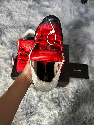 раф симонс: Мужские кроссовки, 41, Adidas Originals, Новый, цвет - Красный, Платная доставка — 7