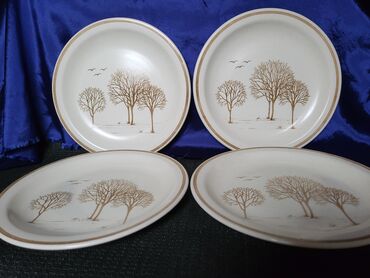 Kuhinjski setovi: Tanjiri engleski Churchill 70,80te. Tanjiri perfektni engleski na lalafo.rs — 10 Kuhinjski setovi: Tanjiri engleski Churchill 70,80te. Tanjiri perfektni engleski — 10