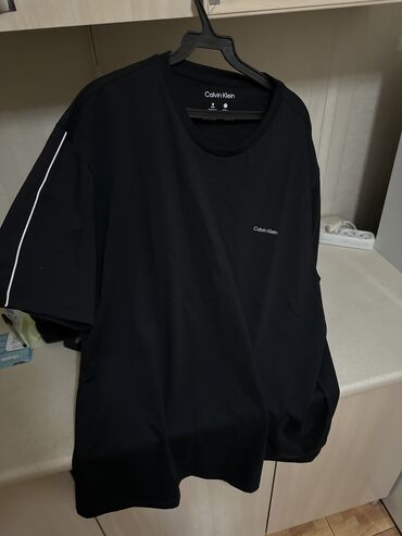 футболки nike оригинал: Футболка 2XL (EU 44), түсү - Кара