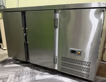 Metal axtaran aparatlar: Paslanmayan poladdan hazırlanmış peşəkar soyuducu iş masasI