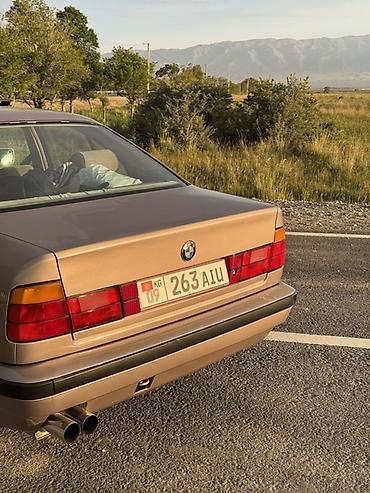авто элек: BMW 5 series: 1988 г., 2.5 л, Кол менен иштөөчү, Бензин, Седан — 3