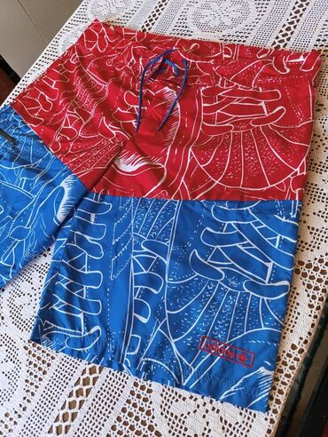 new yorker sombor – слике: Retko Adidas orig šorts/bermude Streetstyle kao nov Retko dostupan