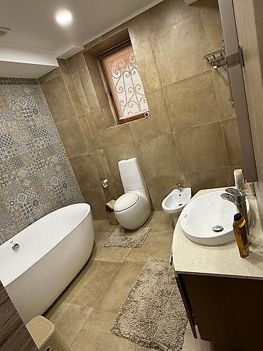 Долгосрочная аренда домов: 300 м², 6 комнат, Теплый пол, Утепленный, Амбарная — 15