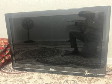 чехлы для ноутбуков asus: Телевизор LG LCD, модель 42LH2000-ZA (серийная табличка на корпусе)