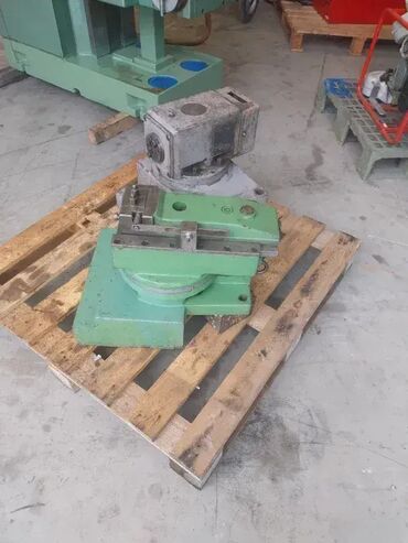 Ostali alati i mašine: Glodalica Prvomajska UG1 - Univerzalna glodalica za obradu metala — 6