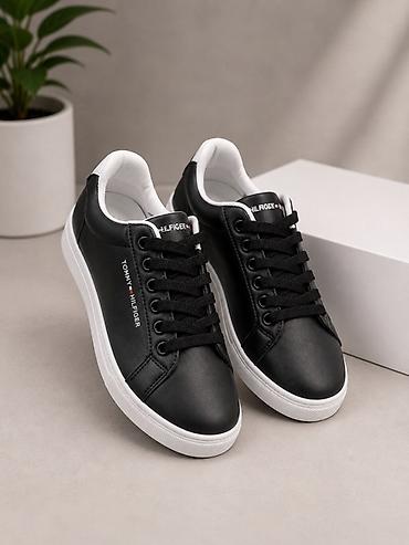 футзалки купить: Мужские кроссовки, 40, Nike, Новый, цвет - Белый, Бесплатная доставка — 5