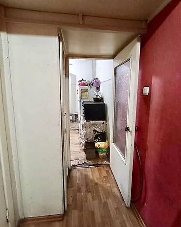 Квартиры: 1 комната, 36 м², Ошский рынок / базар 105 серия, 1 этаж, Старый ремонт — 5