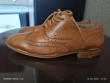 Ayaqqabılar: Rusiya fedarasiyasından alınıb .Qoyulan qiymət dəyərindən çox ucuzdur — 2