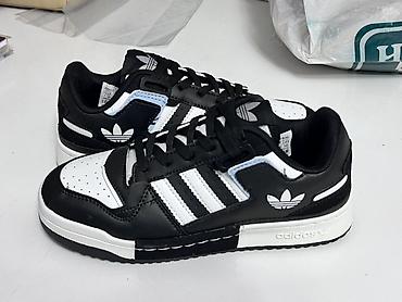 Мужские кроссовки, 38.5, 39, 39.5, Adidas, Новый, Платная доставка