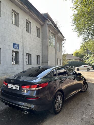 машина к7: Kia K5: 2019 г., 2 л, Автомат, Газ, Седан