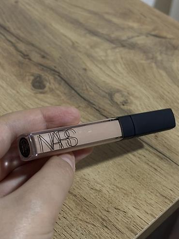 makyaj: Konsiler Nars İşlənmiş — 4