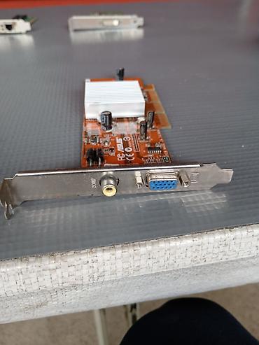 Video kartice i zvučne kartice: AGP grafička kartica + ASUS USB/MI8 ekspanziona kartica AGP grafička — 7