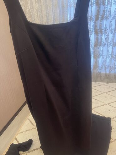 Dəstlər, kostyumlar: Qadın geyim dəsti - Qara klassik don: yüngül parça, qolsuz, yuvarlaq — 9