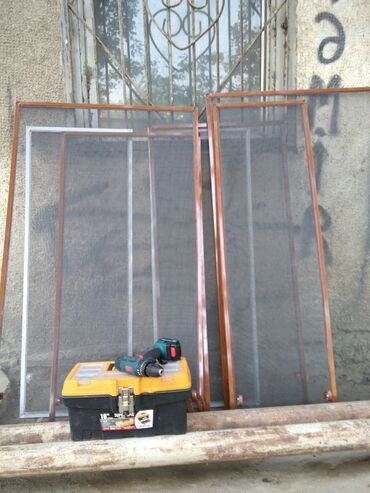 Jalüzlər: Жалюзи.Мы выполняем полный цикл: измеряем, изготавливаем и — 15