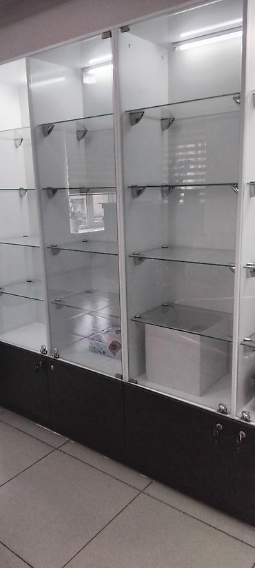 silver kitchen: ПРОДАЮ шкафы и витрины 40 тыс за каждый пишите вотсап. самовывоз — 5