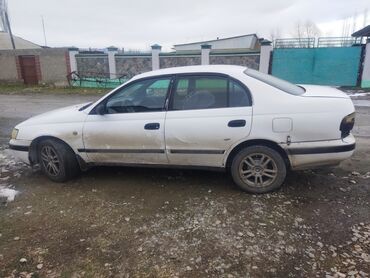 машине арзан: Toyota Carina: 1992 г., 1.6 л, Механика, Бензин