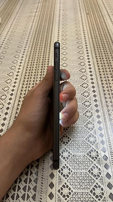 Apple iPhone: IPhone 8 Plus, 64 GB, Black Titanium — 4
