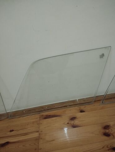 Şüşələr: Arxa, 2104, 2006 il, Rusiya, Ünvandan götürmə — 4