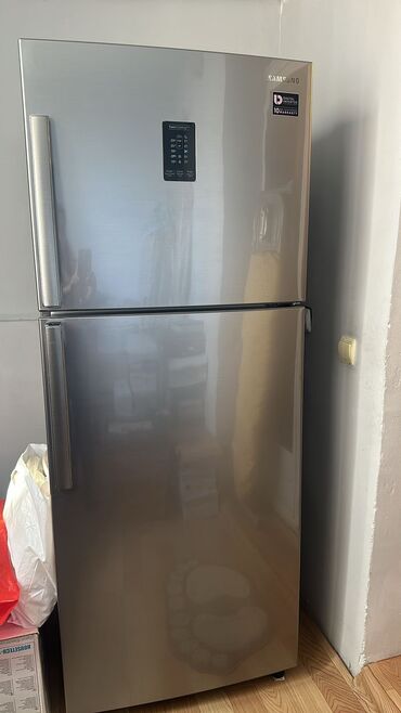 samsung xaladelnik: Б/у 2 двери Samsung Холодильник Продажа, цвет - Серый, Встраиваемый