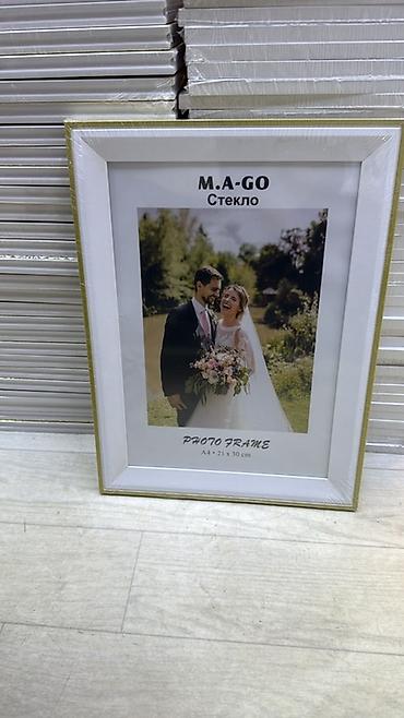Фоторамка M.A-GO для фото формата A4 (21×30 см) - Материал лицевой