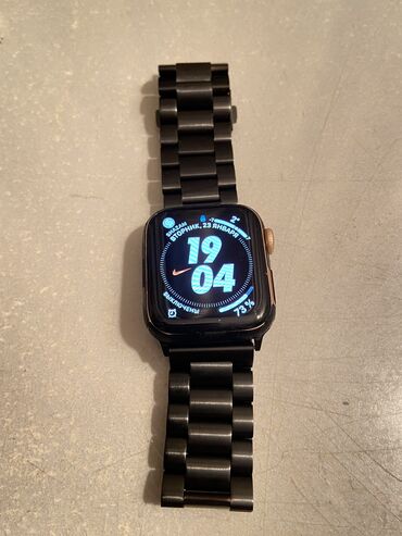 купить смарт часы: Продаются оригинальные часы Apple Watch 40мм Series 6 в золотом