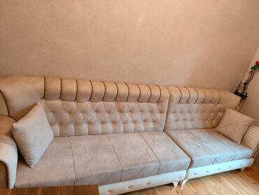 Ev üçün mebel: Künc divan, İşlənmiş, Açılmayan, Bazasız, Nabuk, Çatdırılma yoxdur