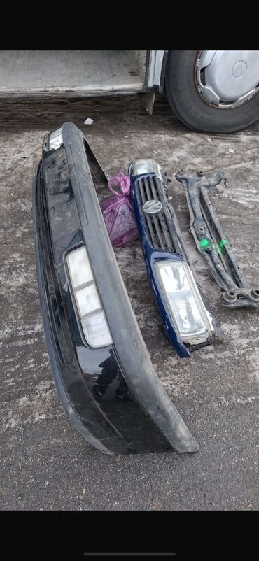 Volkswagen: Volkswagen Vento: 1995 г., 1.8 л, Механика, Седан — 11