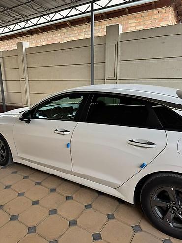 bis vip: Kia K5: 2021 г., 2 л, Автомат, Газ, Седан — 2