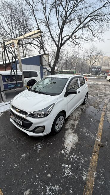 Chevrolet: Chevrolet Spark: 2020 г., 1 л, Вариатор, Бензин, Хэтчбэк — 3