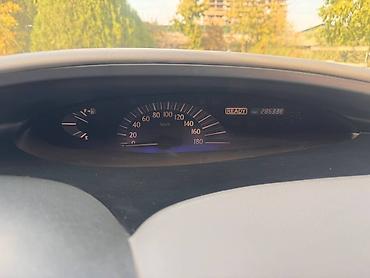 Toyota: Toyota Estima: 2002 г., 2.4 л, Вариатор, Гибрид, Минивэн — 6