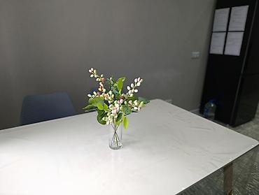 silver kitchen: Стол и комплект стульев для кухни/столовой в сканди-стиле. - Стол — 3