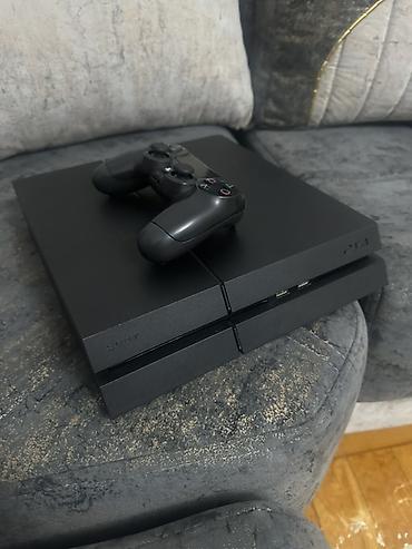playstation irşad: 🎮 PS4 Fat 500 GB satılır ✅ İdeal vəziyyətdə ✅ 9.00 proşibka stabil ✅ — 1