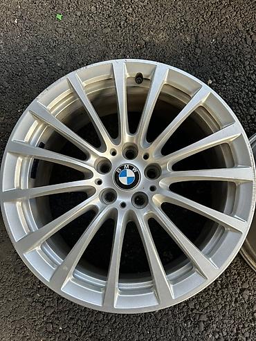 Диски: Комплект оригинальных литых дисков BMW (4 шт.) - Диаметр: 19" - — 4