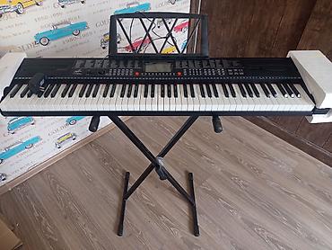 elektro gitarlar: Elektron klaviatura və dayağı - Tam ölçülü 88 klavişli elektron — 2