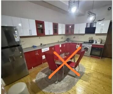 Mətbəx mebeli: Mətbəx mebeli ölçü -5.60. Üstünde qaz moyka aspirator verilir. 340₼
