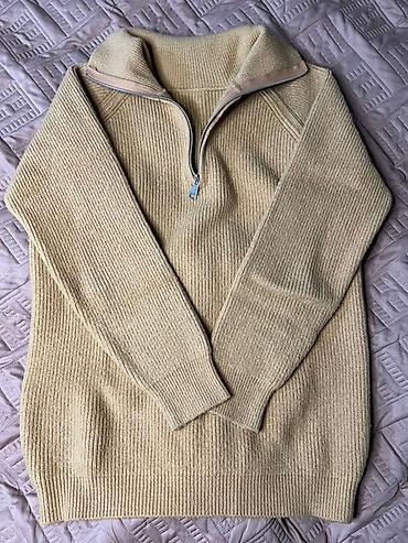 Кофты, свитеры: Набор женских вещей: 1) Жилет из натурального меха (визуально — — 3