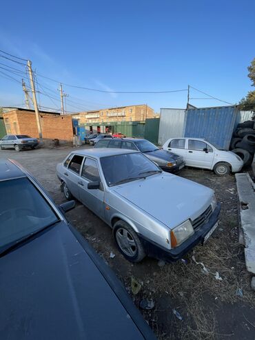 воздушный домкрат для авто: ВАЗ (ЛАДА) 21099: 2002 г.