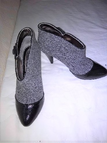 Ostale cipele: Killah gleznjace nove 39 Prelepe, efektne i nove gleznjace u broju 39 — 1