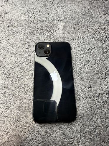Apple iPhone: IPhone 13, Б/у, 128 ГБ, Midnight, Защитное стекло, Чехол, Кабель, 91 %