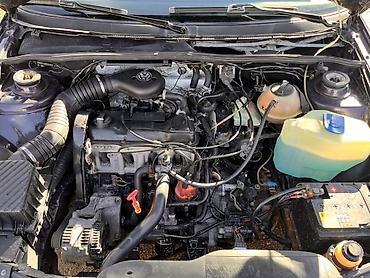 Volkswagen: Volkswagen Passat: 1995 г., 1.8 л, Механика, Бензин, Седан — 17