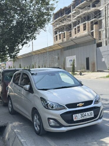 расрочкага машина алам: Chevrolet Spark: 2018 г., 1 л, Автомат, Бензин, Хетчбек