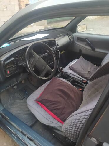 Volkswagen: Volkswagen Passat: 1998 г., Механика, Бензин, Седан — 5